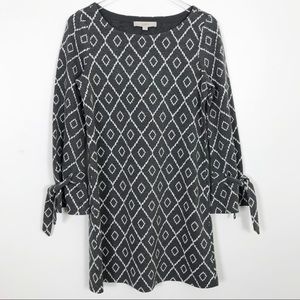 Loft Gray White Geometric Shift  Dress Sz S